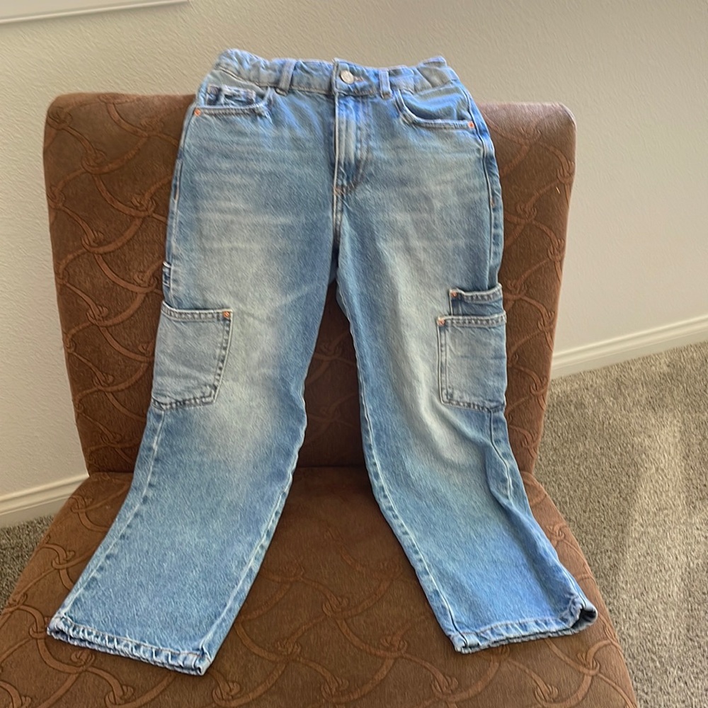 Zara girls jeans- like new!